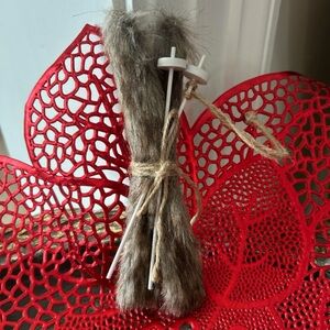 NWT Lavish Home 7” Faux Fur Pair of Skiis Ornament